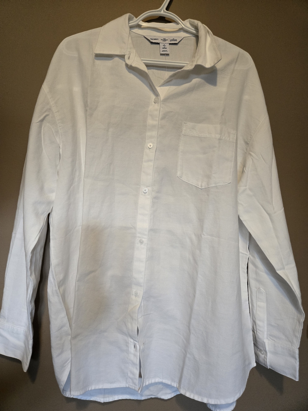 Old Navy White Boyfriend Button Up Shirt Medium Tall NWT